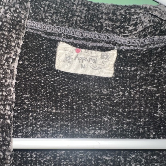 Cardigan - Picture 3 of 3